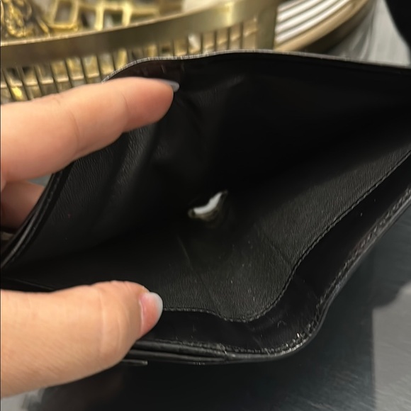 Gucci Monogram Piston Lock Compact Wallet - Picture 9 of 10